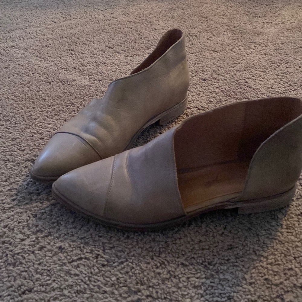 Free People royale flat